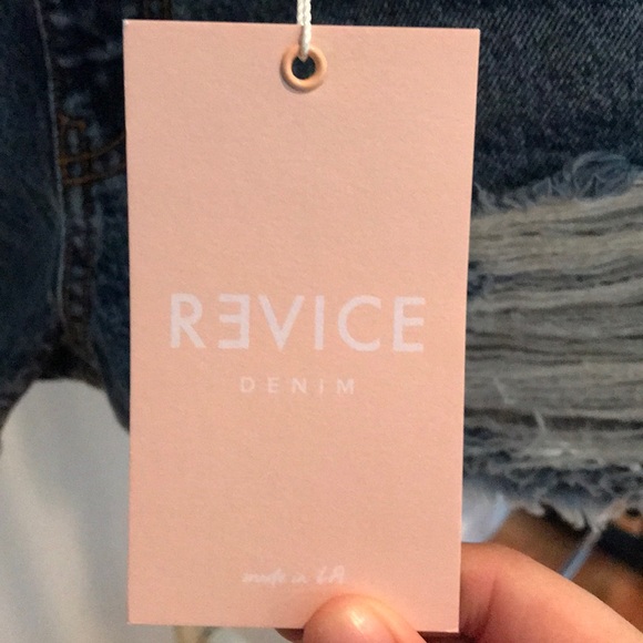 BRAND NEW REVICE JEAN SHORTS!!!! - Picture 4 of 6